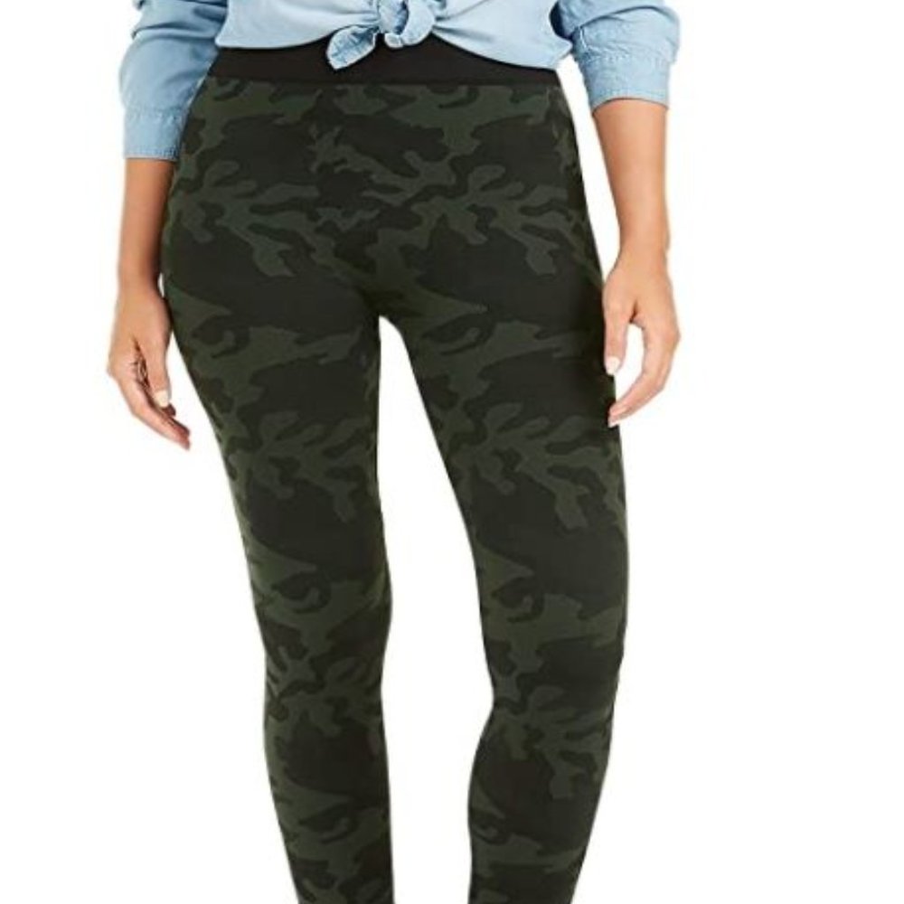 HUE Brushed Seamless Olive Camo Leggings